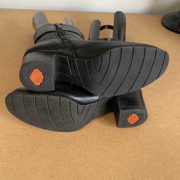 Harley Davidson Boots. Size 7.5. Black with Logo Details - Picture 8 of 11